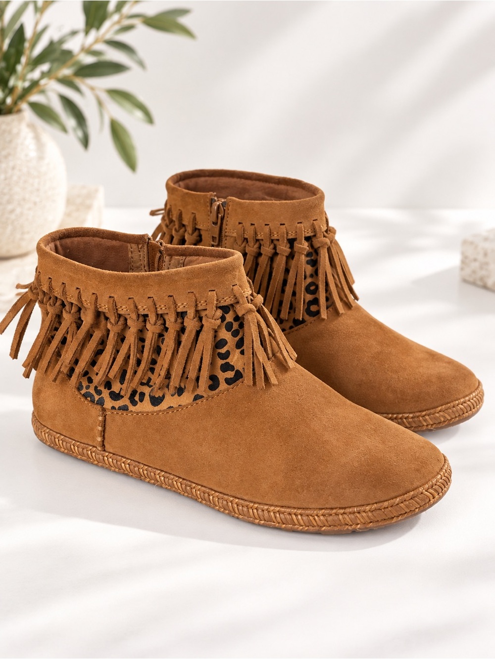 UGG Chestnut Suede Leopard Fringe Ankle Boots Women's 6
